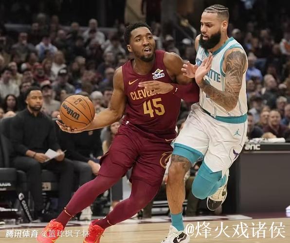 骑士再取十连胜送黄蜂十连败 爵士力克魔术